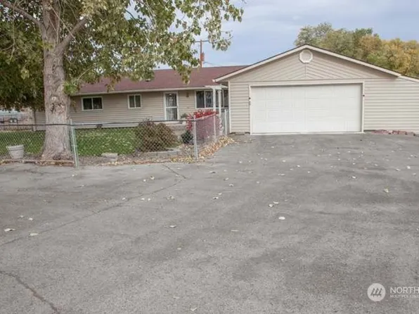 333 Johnson Rd, Selah, WA 98942