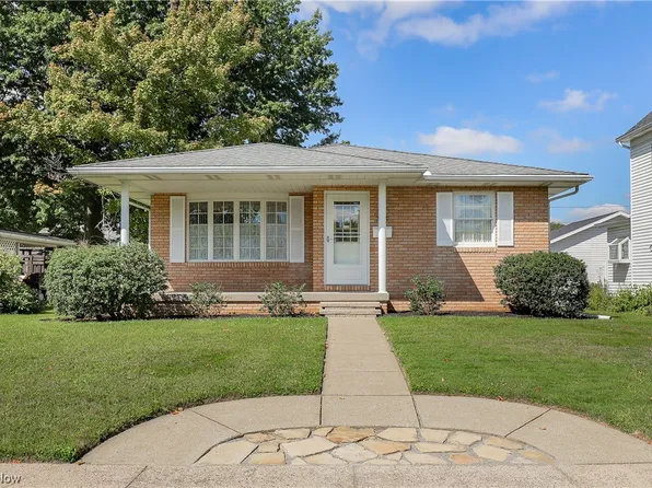 206 Superior Ave, Dover, OH 44622