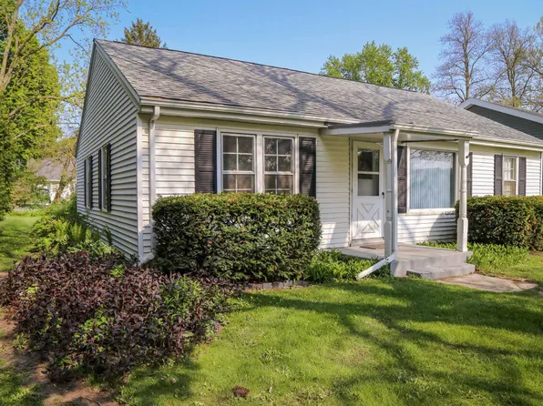 6442 North Garden Grove LANE, Glendale, WI 53209