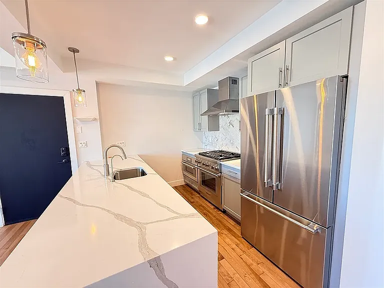 50 Hichborn St #407 — Photo 14