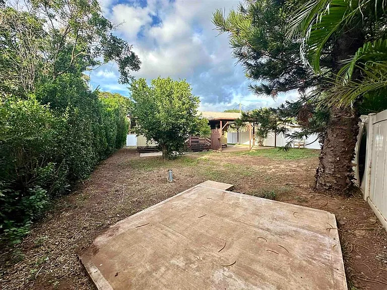 390 Auhana Rd — Photo 7