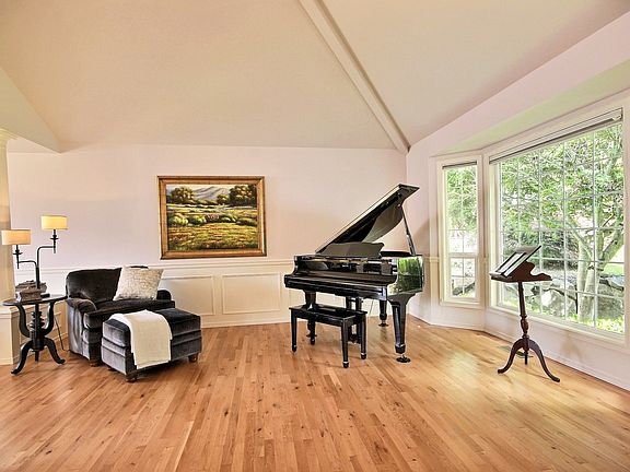 3rd image of 12636 SE 81st Pl