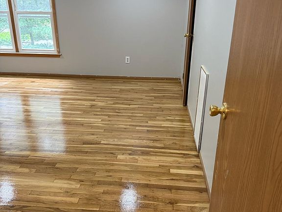5th image of 4602 Hana Rd