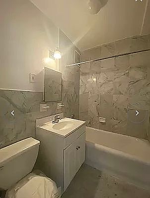 2nd image of 200 W 70th St #14Z