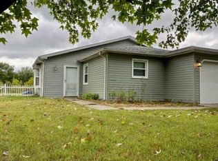 160 N Moonglow Ln, Columbia, MO 65201