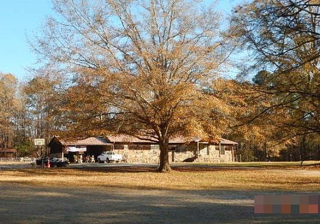 2nd image of 10815 Tutwiler Rd