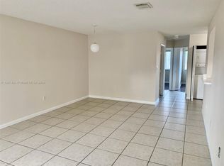 15701 SW 137th Ave APT 204, Miami, FL 33177