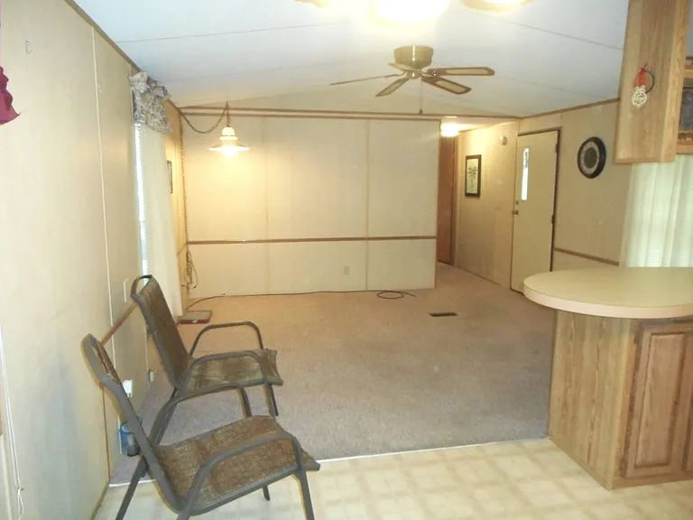434 Tulip Dr — Photo 11