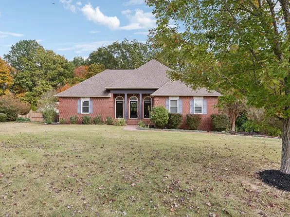 289 Bridlewood Dr, Fayetteville, TN 37334