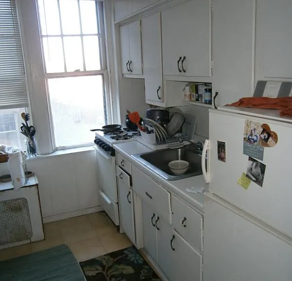 2002 Commonwealth Ave #9 — Photo 2