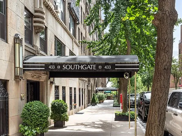 433 E 51st St #9-A, New York, NY 10022