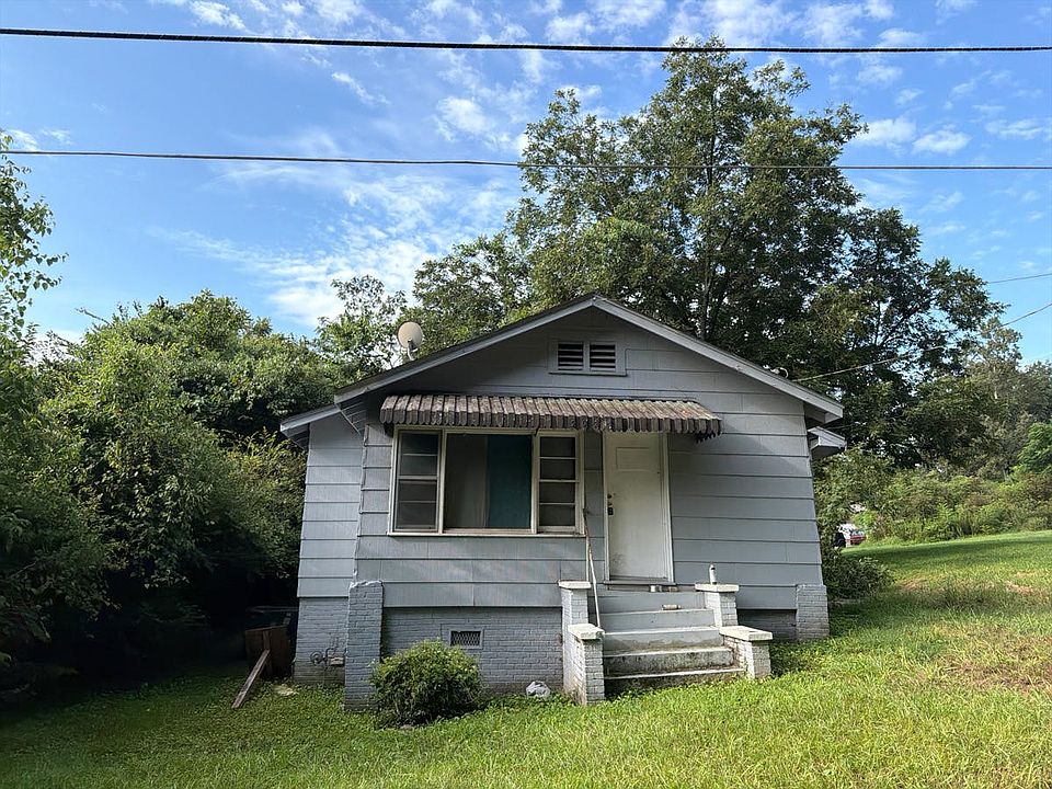 1st image of 302 Elmore St