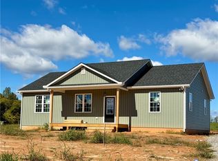 2945 Worsham Rd, Farmville, VA 23901