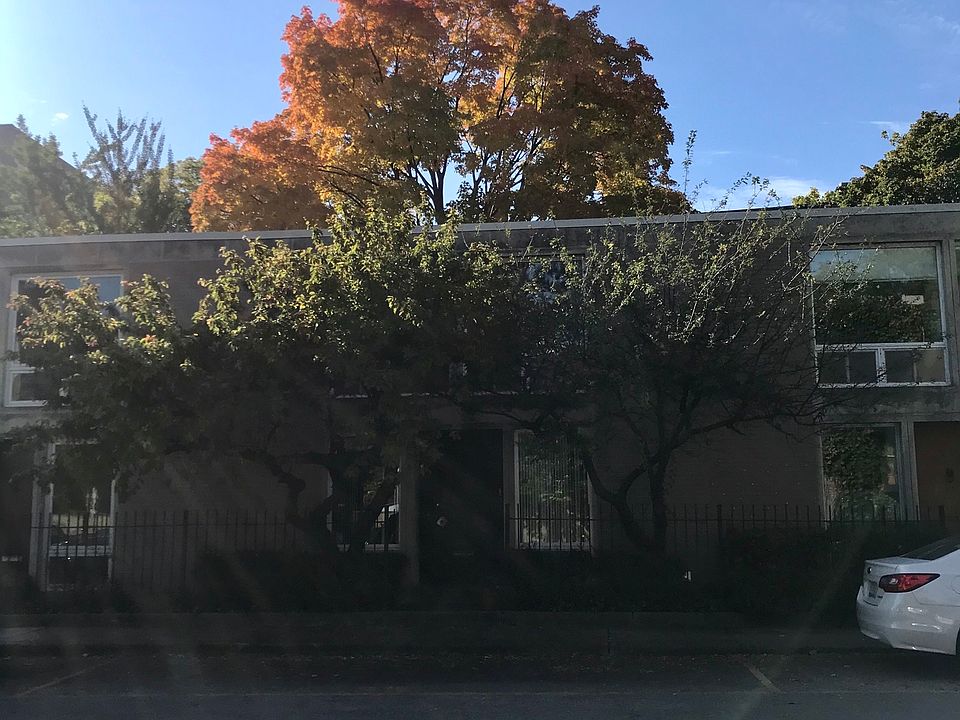 1st image of 1349 E Park Pl