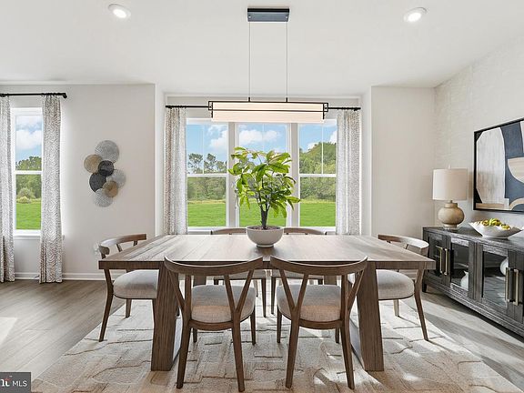 3rd image of 10325 Alta Pl