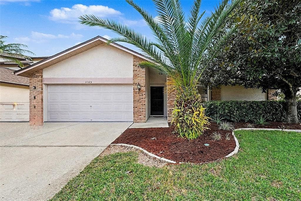 11325 Glenmont Dr