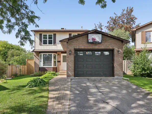 27 Brando Cres, Ottawa, ON K1T 2C9