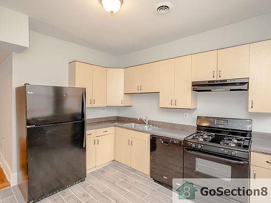 1st image of 4856 S Cottage Grove Ave #3