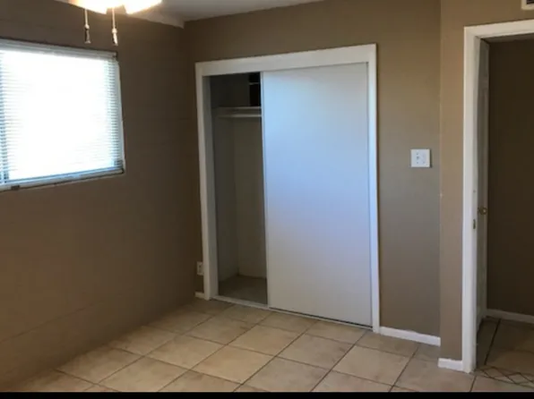 9825 N 11th Ave, Phoenix, AZ 85021