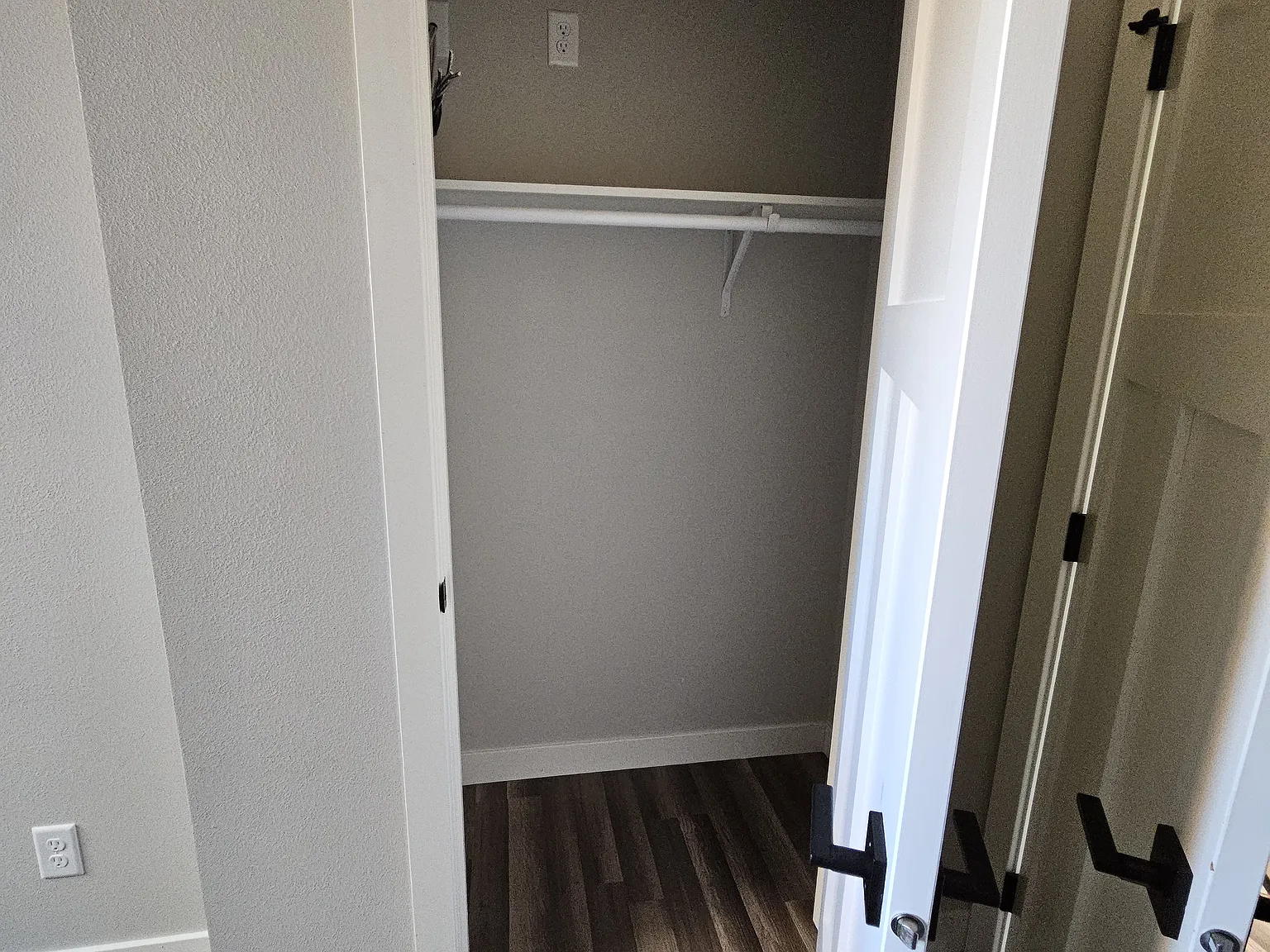 2 bed, 836 sqft, $1,650 — Photo 4