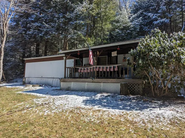 16 Buck Hollow Ln, Galeton, PA 16922