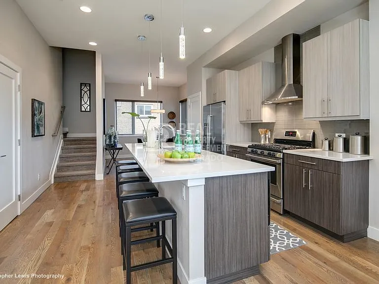 2415 N Decatur St — Photo 7