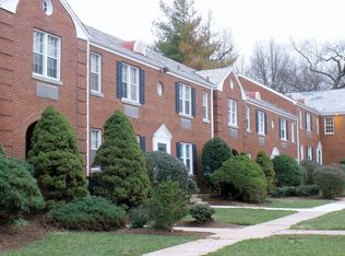 201 E Glebe Rd APT C, Alexandria, VA 22305