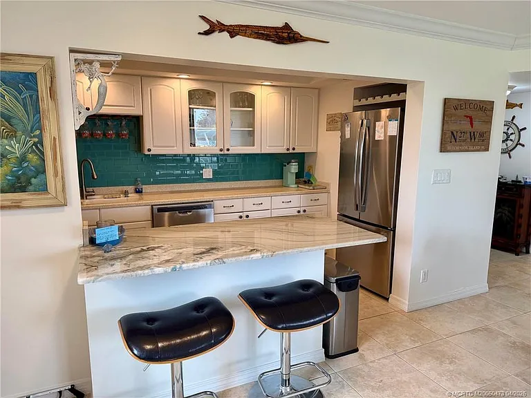 1357 NE Ocean Blvd #106 — Photo 12