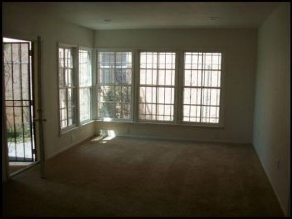 5th image of 1707 W 64th St
