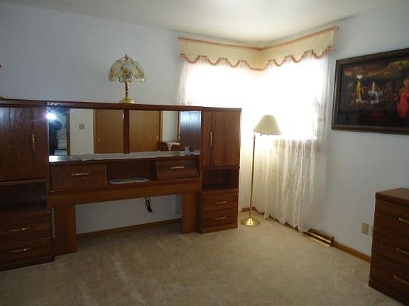 5th image of 5709 S 104th St #5711