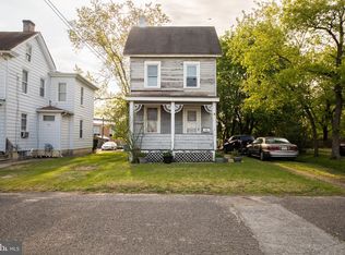328 3rd St, Swedesboro, NJ 08085