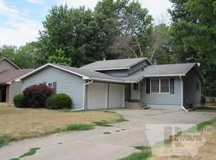 615 Edwards Dr, Ottumwa, IA 52501