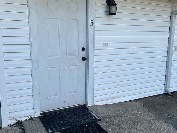 2nd image of 18312 Highway 90 #5