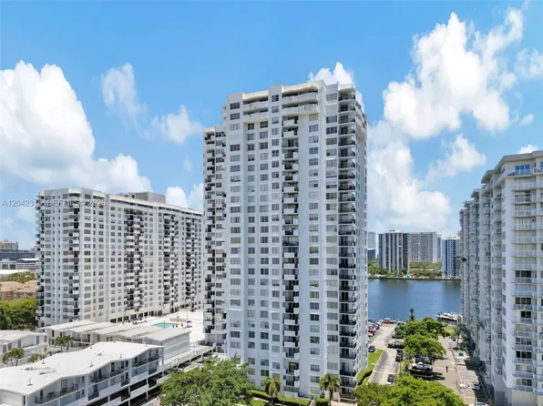 2750 NE 183rd St APT 2410, Aventura, FL 33160