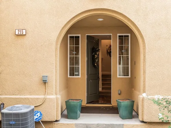 215 Okeefe Way, Mountain View, CA 94041