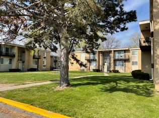 21890 Coolidge Hwy #201, Oak Park, MI 48237