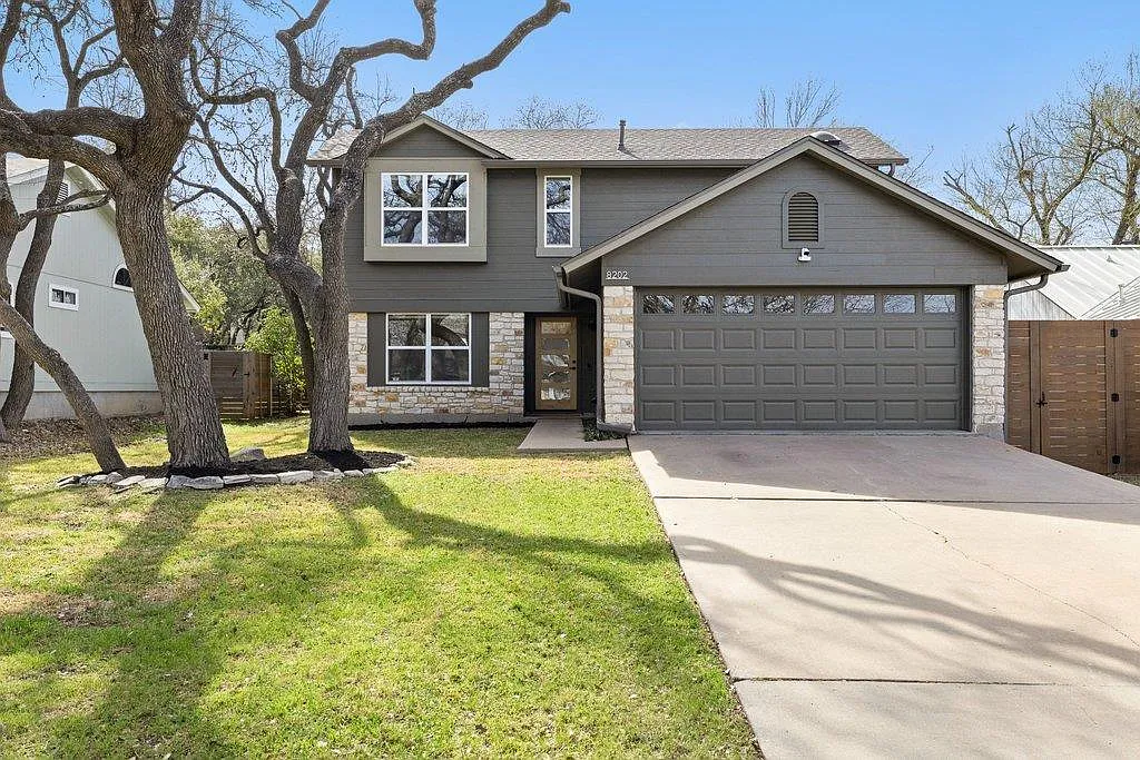 3 bed, 2.0 bath, 1711 sqft, $5,000 — Photo 1