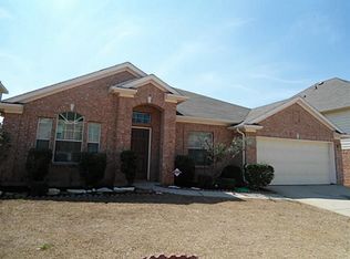 4713 Ocean Dr, Fort Worth, TX 76123
