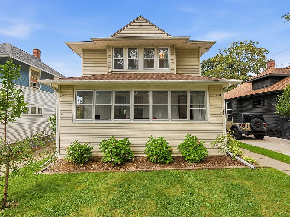 1st image of 45 Benjamin Ave NE