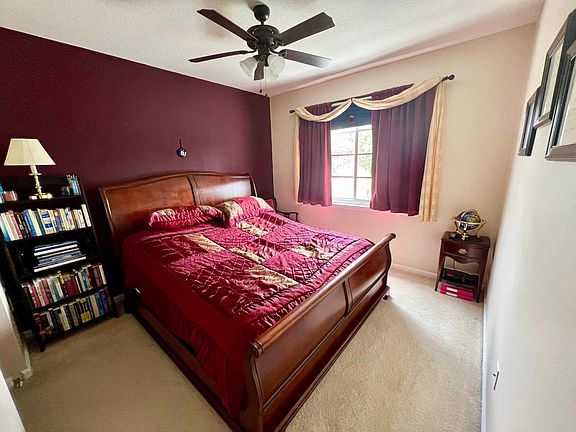 4th image of 10303 Myrtlewood Circle W