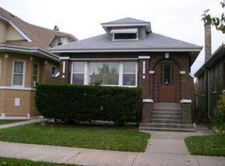 3011 N Kenneth Ave, Chicago, IL 60641