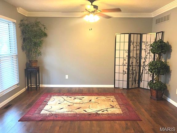 3rd image of 1639 Prestonpark Ln