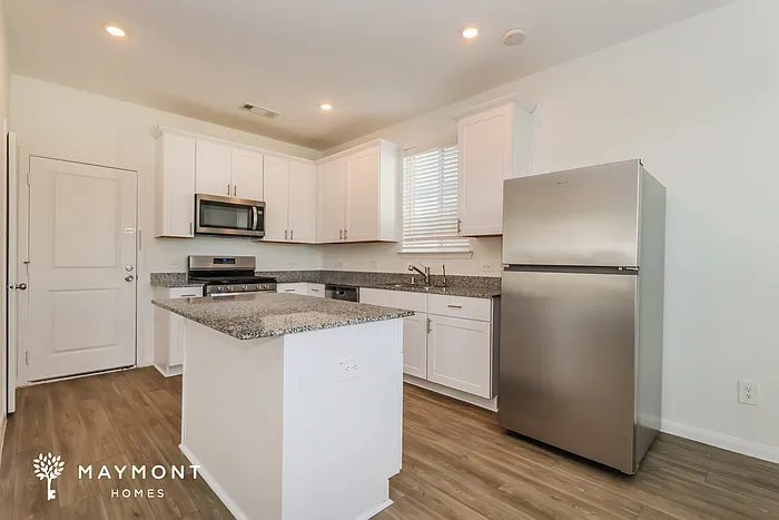5519 Broad Spruce St — Photo 7