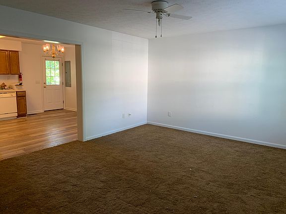 3rd image of 320 6th Ave W APT 7
