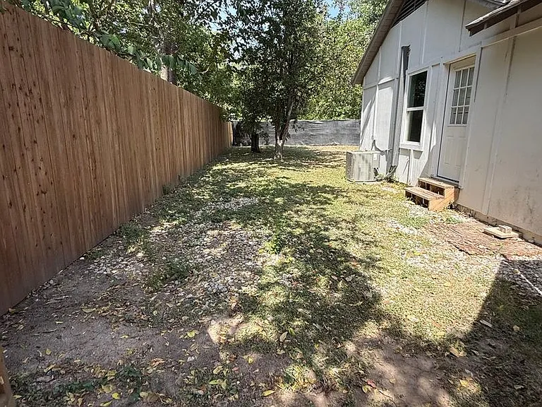 719 English St — Photo 15
