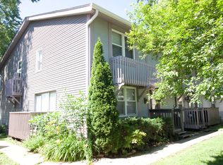223 Cherokee Dr UNIT C, Bolingbrook, IL 60440