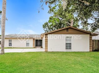 7513 Meadow Dr, Tampa, FL 33634