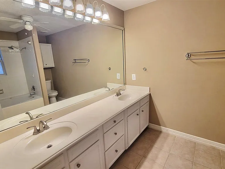 3702 Mystic Cir — Photo 22