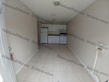 2nd image of 905 W Madison St APT A