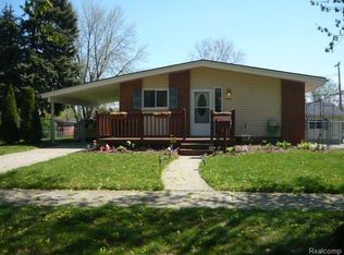 365 S Byfield St, Westland, MI 48186